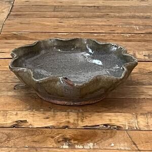 Studio Art Pottery Wavy Bowl 7" Stoneware Speckled Gray Glaze